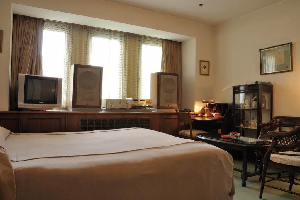Hilltop Hotel Tokio Buitenkant foto